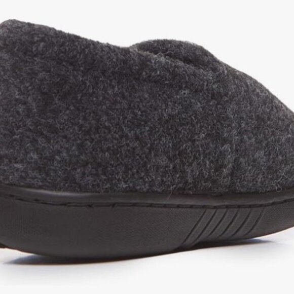 Fleece Slippers for Boy Size 4 - Picture 2 of 2